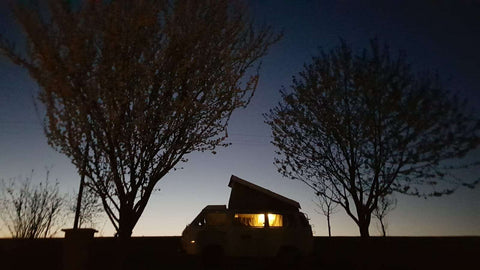 Nowhere Van - Maui Westy Camper — photo 2
