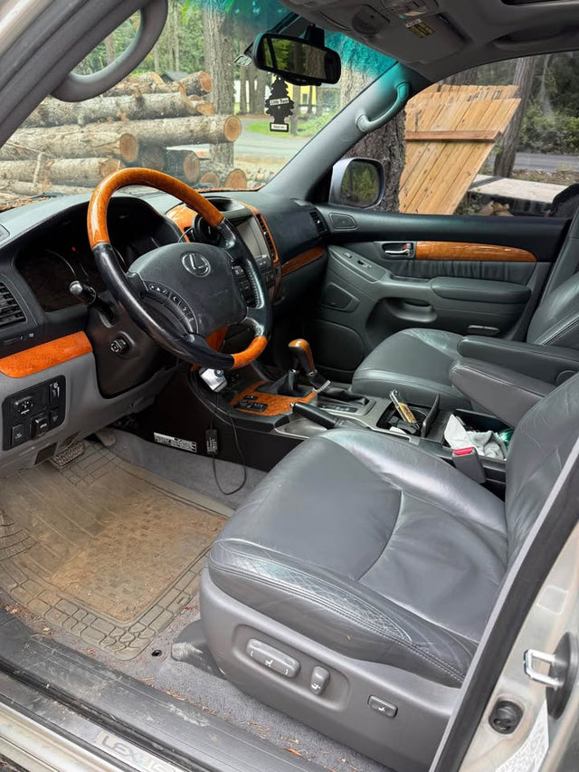 2005 Lexus GX · GX 470 Sport Utility 4D — photo 3