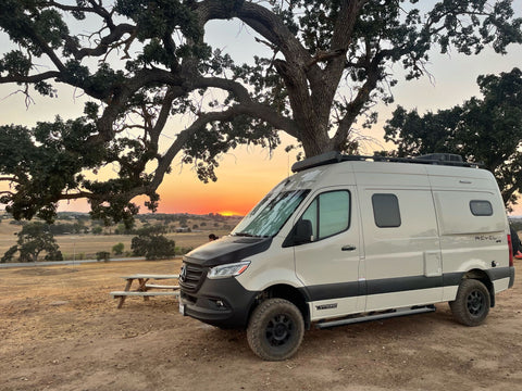 2021 Winnebago Revel 4x4 Diesel "Charger" — photo 2