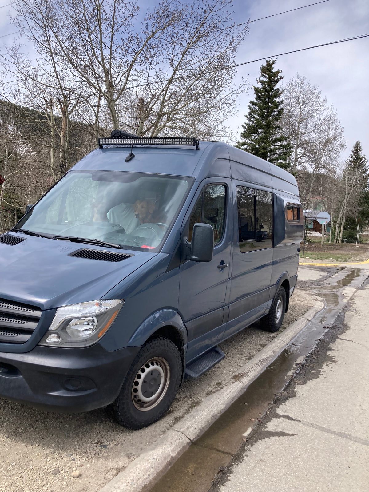 Shu 2 Mercedes Sprinter Camper Van — photo 2