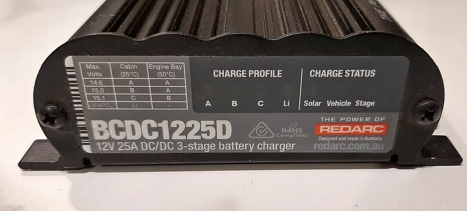 Redarc BCDC1225D Dual Input In-Vehicle 12V 25A DC-DC Battery Charger in Madras, OR (photo 1)