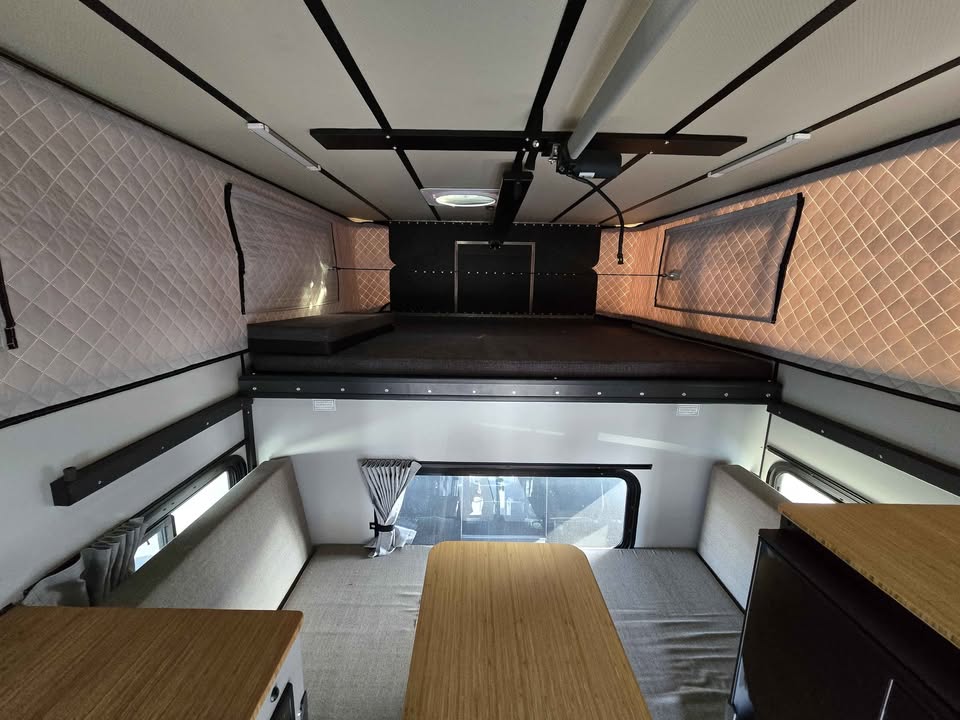 2025 Four Wheel Campers pop in Boise, ID (photo 12) — photo 12