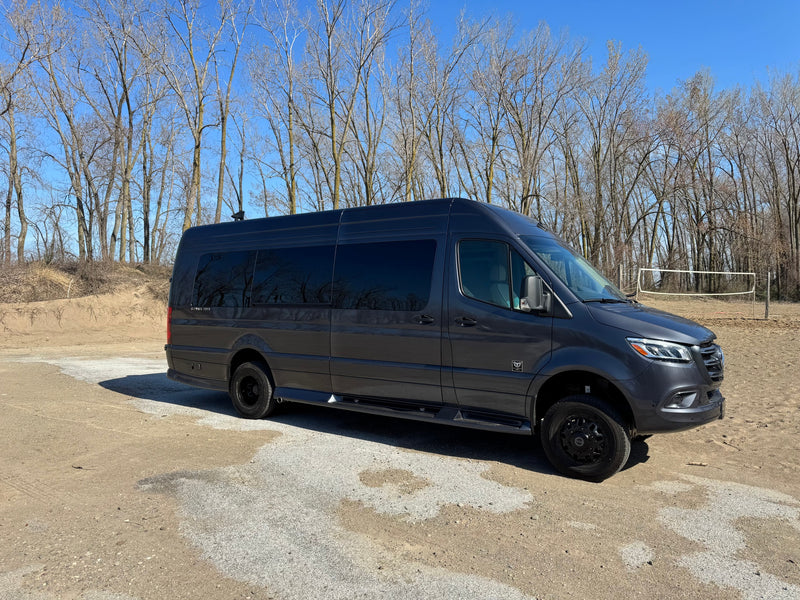 Dark grey Sprinter van — photo 1