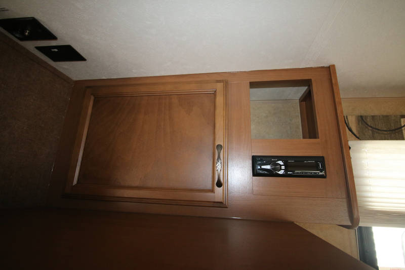  a window — photo 10