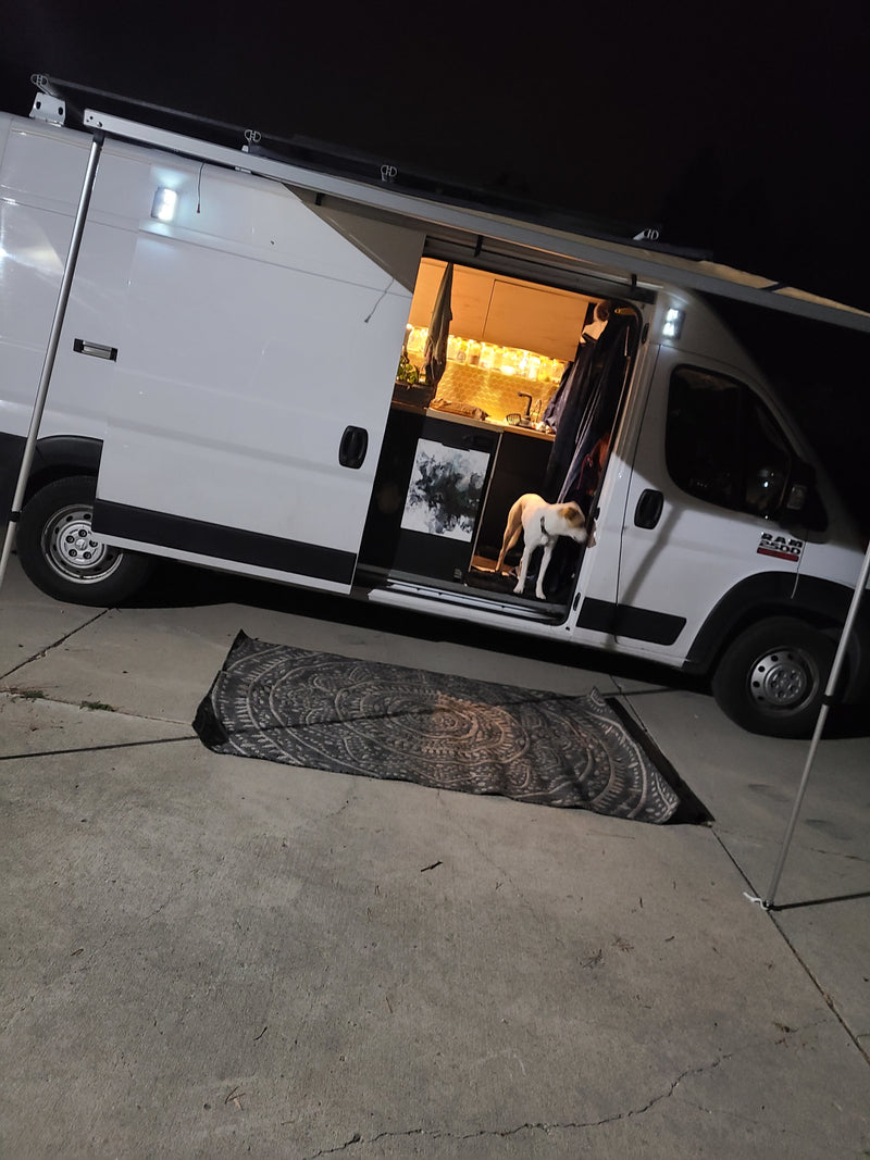Lux Campervan | Starlink | Offgrid 2 Weeks | 4 Seasons | Huge Kitchen — photo 10