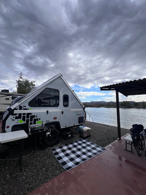 A-Frame hard side pop-up camper "Poppy" overland rental