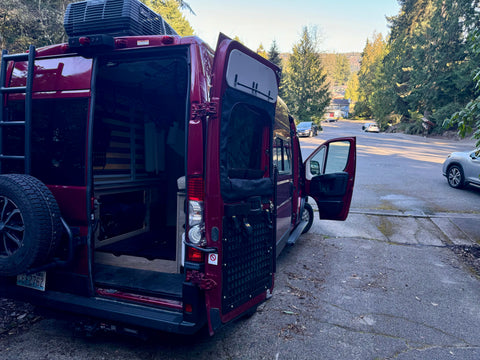 Aurora - 2023 Winnebago Solis 59PX — photo 4