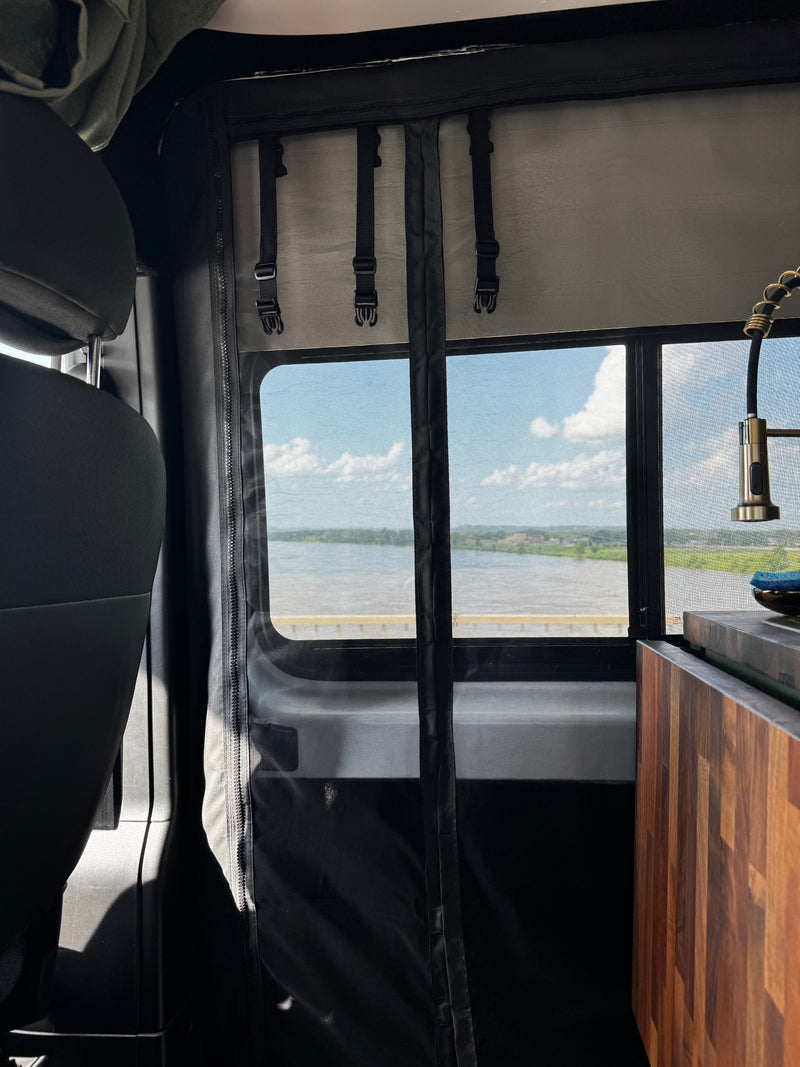 WanderNest — Seats 3, Luxury, Fully loaded. Ready for adventure — photo 10