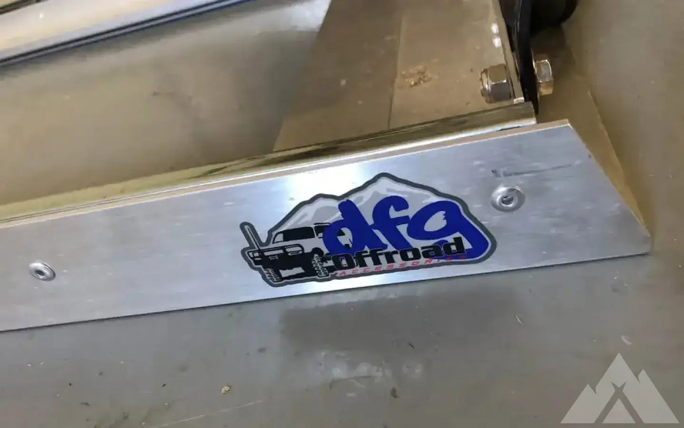 DFG Offroad drawer fridge slide — used fridge slides for sale (photo 2) — photo 2