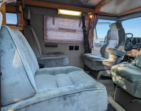 Big Sur Beluga - Retro Class B Camper — photo 5