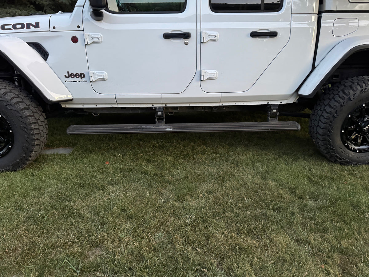 2023 Jeep Gladiator Rubicon with Rooftop Tent — photo 12