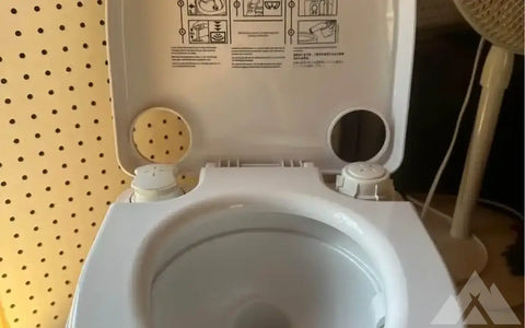 Dometic 972 Portable Toilet