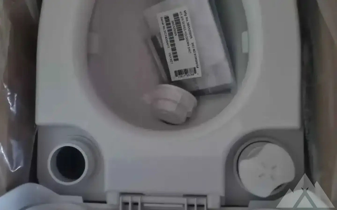 Dometic 975 portable toilet Marine Camper Van Camp — new showers & toilets for sale (photo 3) — photo 3