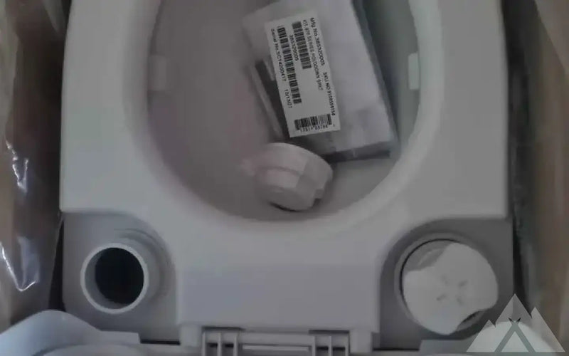 Dometic 975 portable toilet Marine Camper Van Camp — new showers & toilets for sale (photo 3) — photo 3