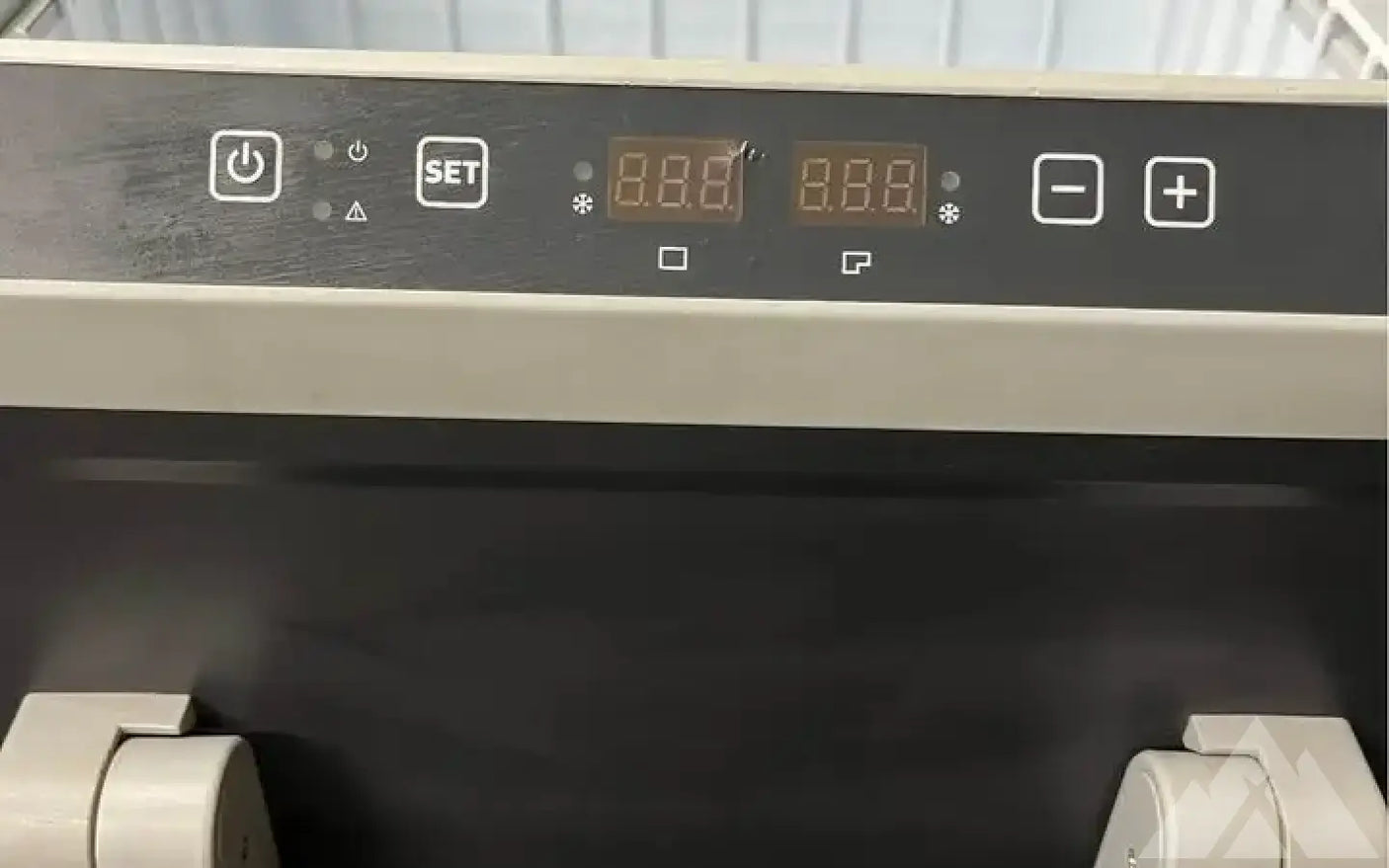 Dometic CFX 95DZ — used coolers & fridges for sale (photo 3)