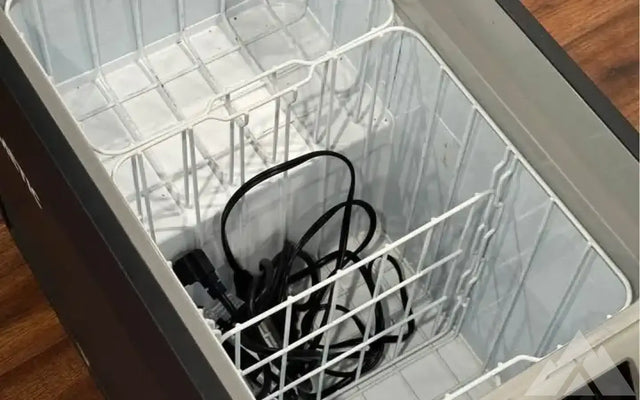 Dometic CFX3 45L portable refrigerator/freezer — photo 2