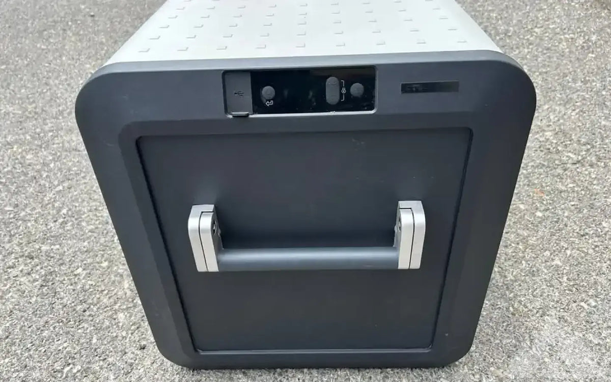 Dometic CFX3 55IM Electric Cooler Refrigerator — used coolers & fridges for sale (photo 4) — photo 4