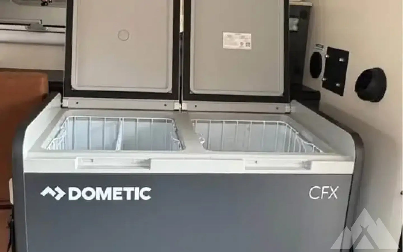Dometic CFX3 75 Electric Fridge — new coolers & fridges for sale (photo 3) — photo 3