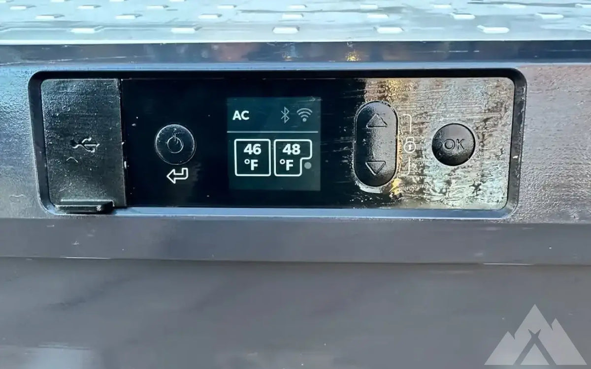Dometic CFX3 75 Powered Cooler Dual Zone + Slide — used coolers & fridges for sale (photo 4) — photo 4
