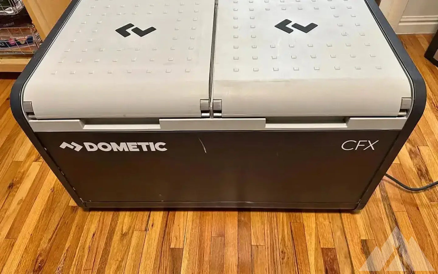 Dometic cfx3 75dz — used coolers & fridges for sale — photo 1