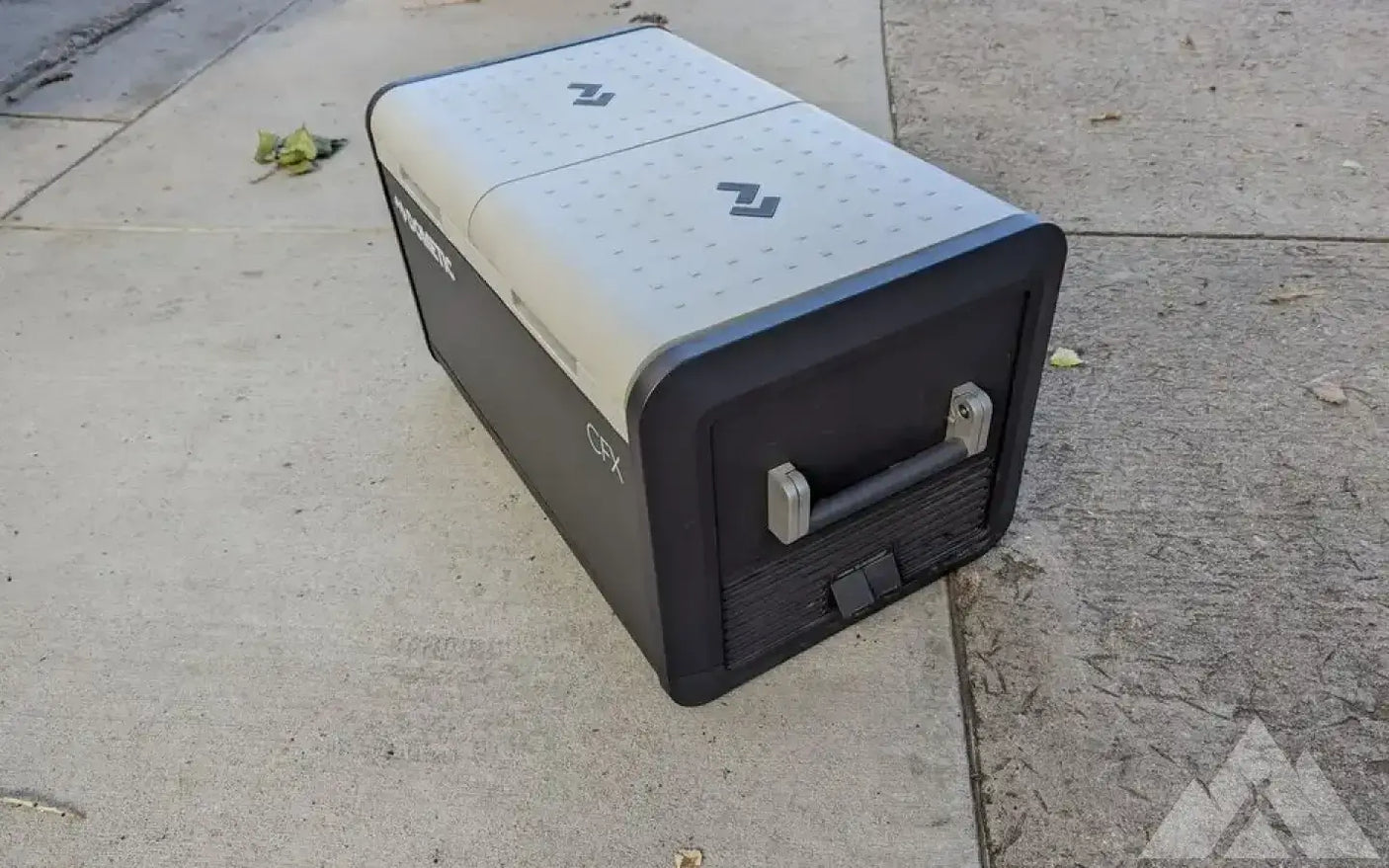 Dometic CFX3 75DZ fridge freezer — used coolers & fridges for sale (photo 2)