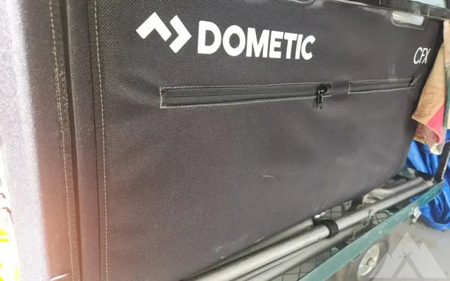 Dometic CFX3 75DZ with protective cover — photo 3
