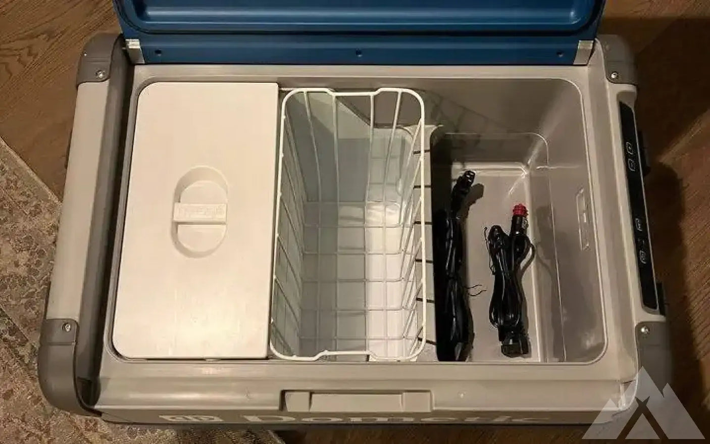 Dometic portable fridge/freezer CFX-65DZ — used coolers & fridges for sale (photo 3)