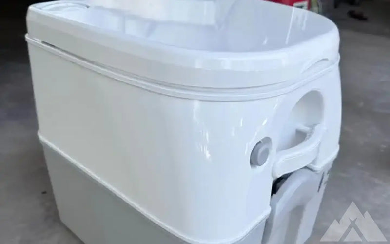 Dometic Portable Toilet — used showers & toilets for sale (photo 4) — photo 4