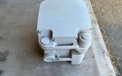 Dometic portable toilet new