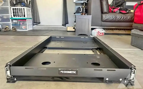 Dometic refrigerator