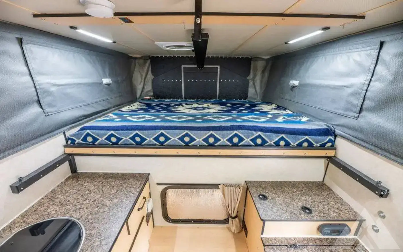 Dream Build 2023 Four Wheel Camper Hawk Flatbed — used for sale in Lafayette, CO (photo 4)