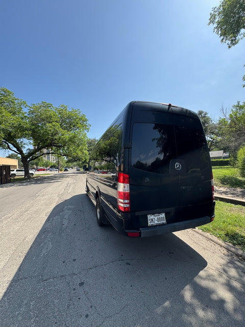 MB Sprinter Customer Cross Country Tour Van — photo 5