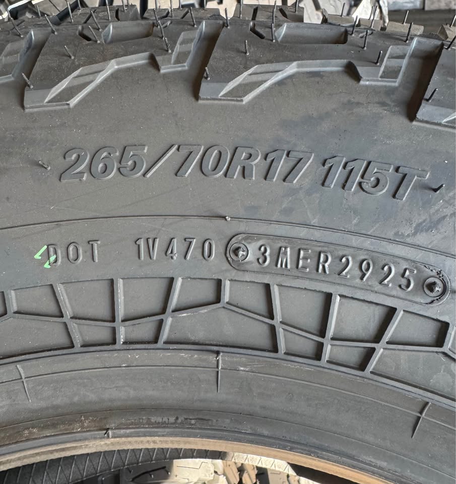 265/70r17 Falken Wildpeak A/T4w in Phoenix, AZ (photo 6) — photo 6