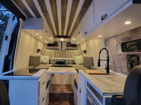 Luxury 2022 Sprinter Adventure Campervan - White — photo 2