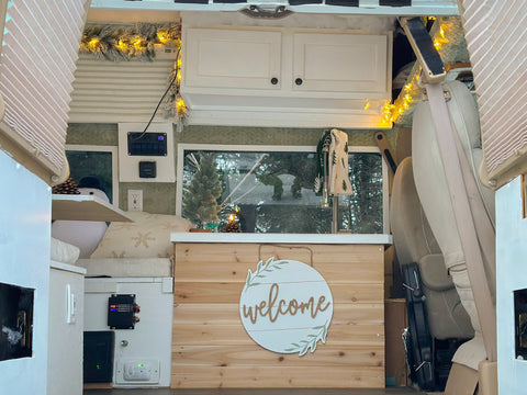 Winter Forest - Your Cozy Cabin On Wheels — photo 3