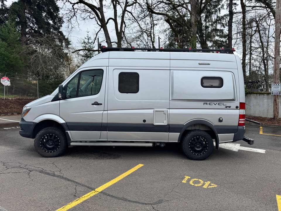2019 Winnebago revel in Portland, OR (photo 4) — photo 4