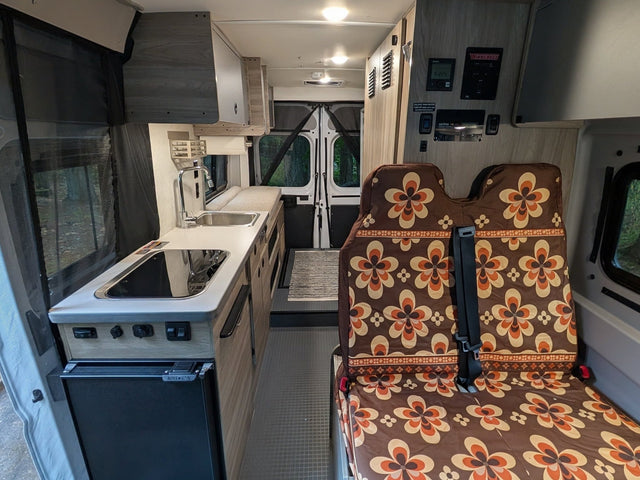 PNW Adventure Basecamp: 2021 Winnebago Solis 59P — photo 2