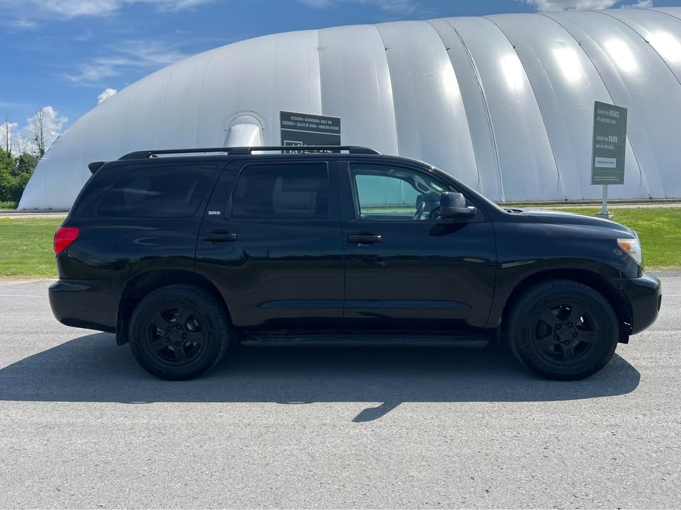 2011 Toyota Sequoia in Russell, ON (photo 4)