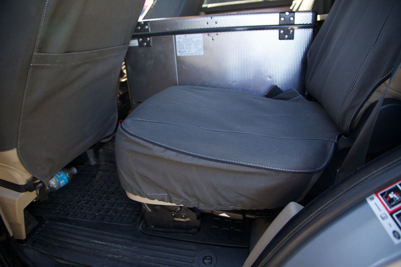 Land Rover Discovery 4 Seat Covers — photo 12