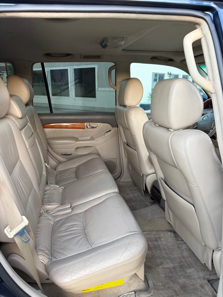 2004 Lexus GX · GX 470 Sport Utility 4D in Pleasant Grove, UT (photo 9) — photo 9