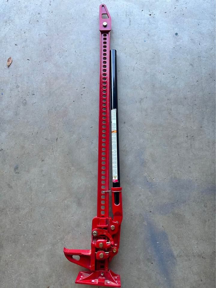 Hi-lift Jack in Fresno, CA (photo 1) — photo 1