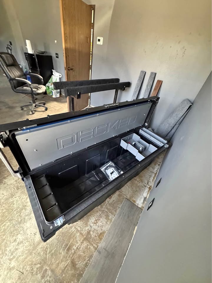 DECKED Truck Tool Box in Vista, CA (photo 1) — photo 1