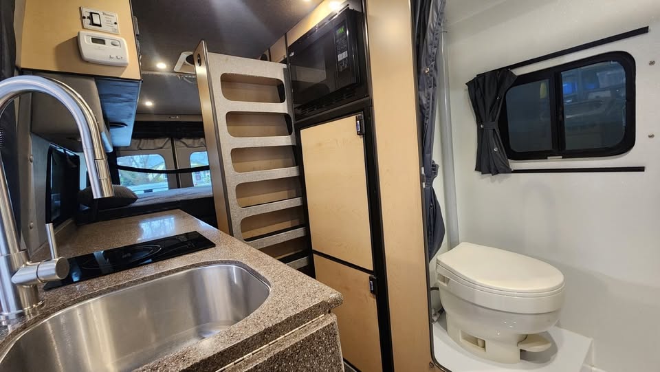 2019 Mercedes Benz Sprinter 3500XD 170 4×4 Dually V6 3.0L Diesel sportsmobile in Post Falls, ID (photo 11) — photo 11
