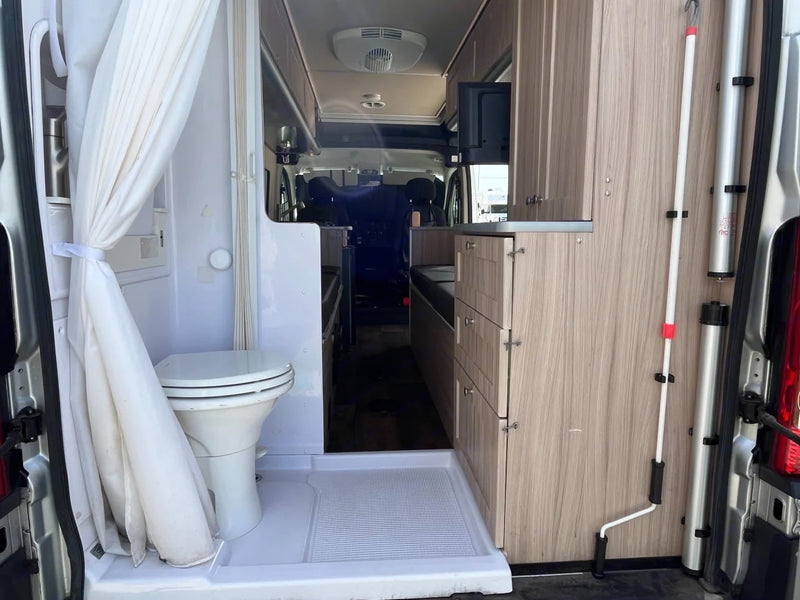 Flagstaff Camper Van | Easy Drive | Arizona Road Trip Ready — photo 11