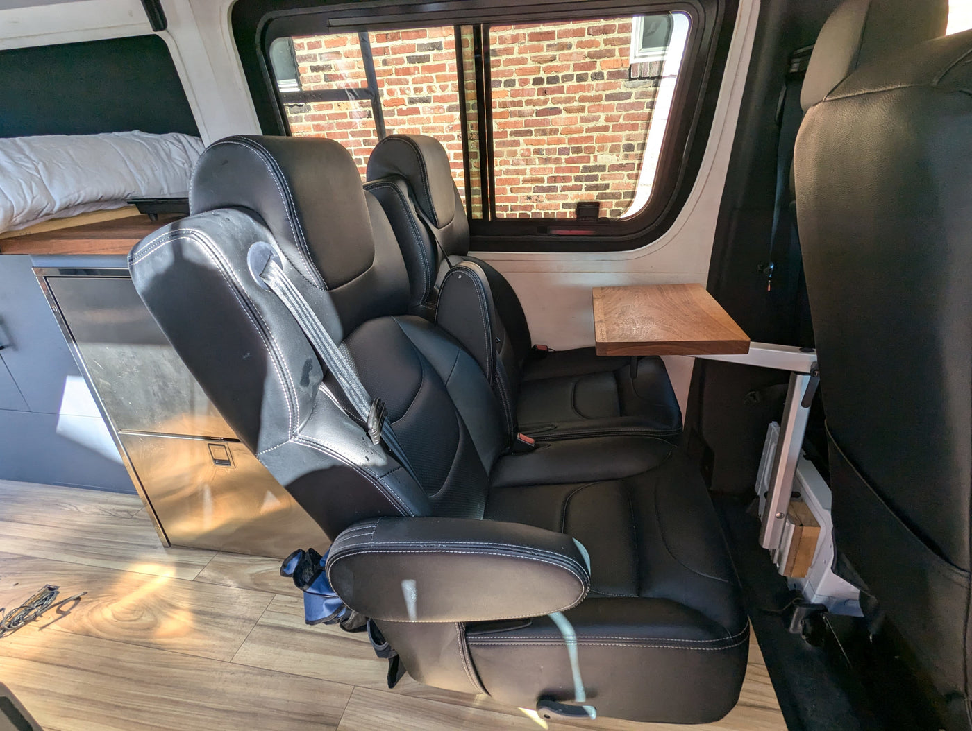 4x4 Sprinter Ultimate Adventure Van! — photo 14