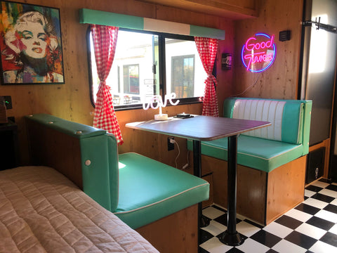 2022 4 person Retro style Camper. — photo 2