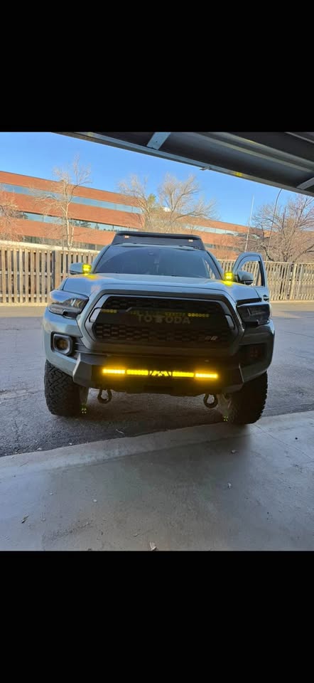 Diode Dynamics Stage Series 30" Amber Classic Light Bar With Harness in Boulder, CO (photo 1) — photo 1