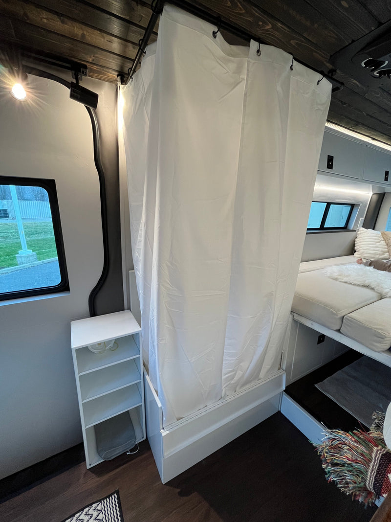 Like-New 2022 Sprinter 4x4 • Ultra-Low Miles • Premium Aluminum Build — photo 16