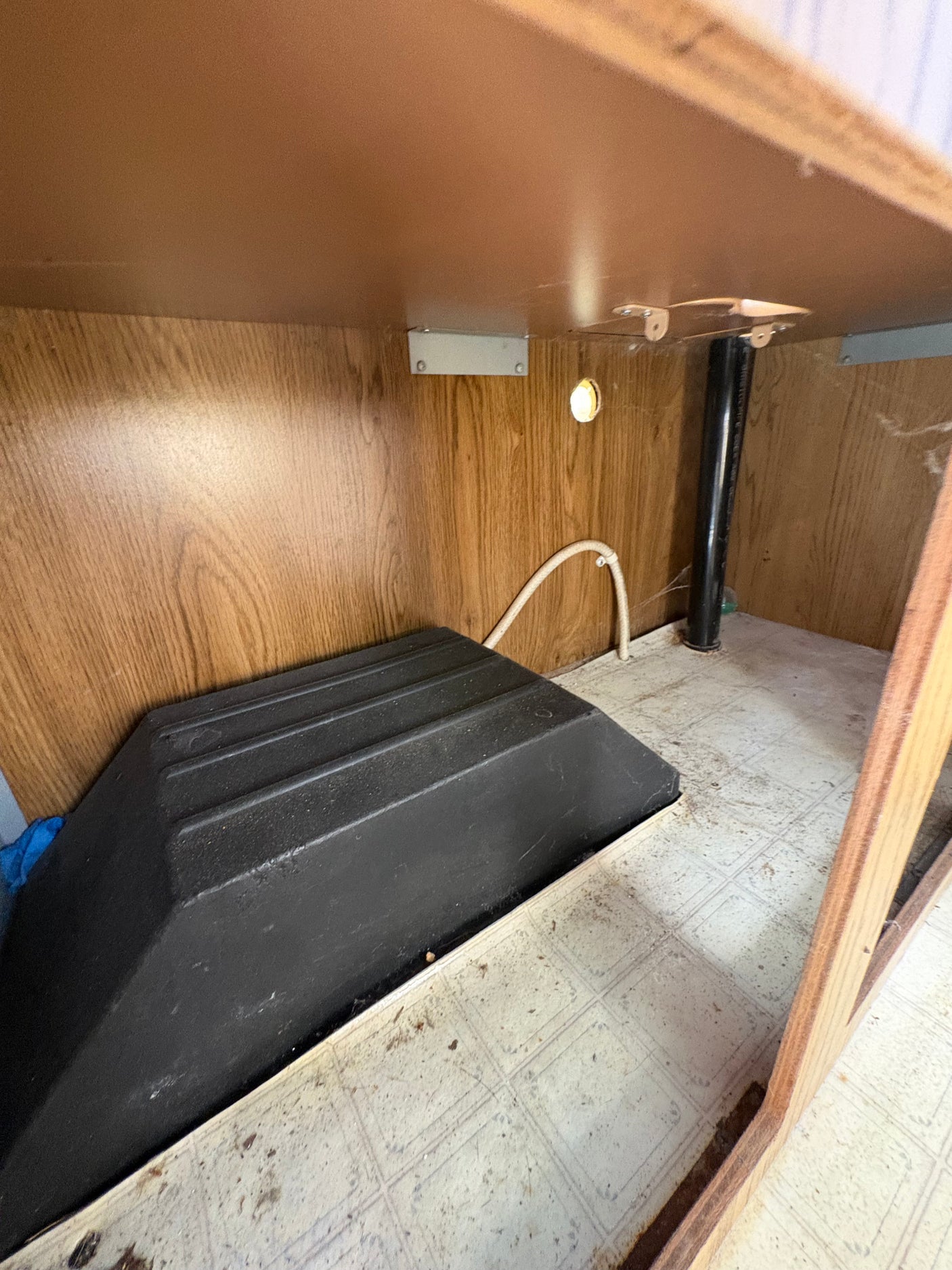 Classic 1991 Coleman Roanoke Pop-Up Camper - Intact & Ready for Maine