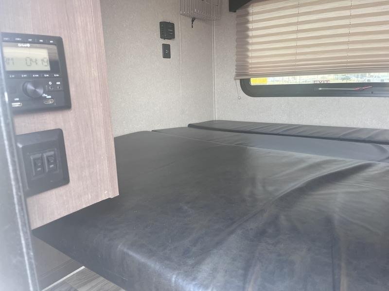 OFF Grid Glamping Machine - Sunset Sunray 109E — photo 9